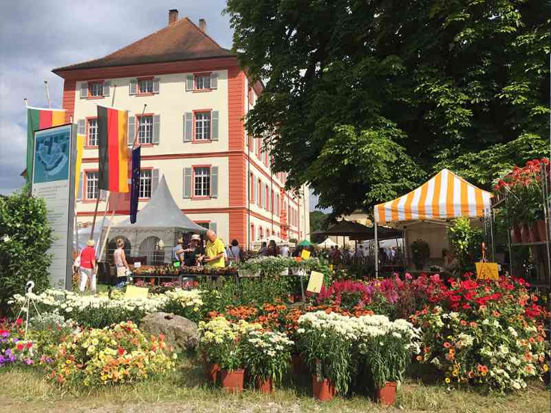 Gartenmesse auf Schloss Beuggen